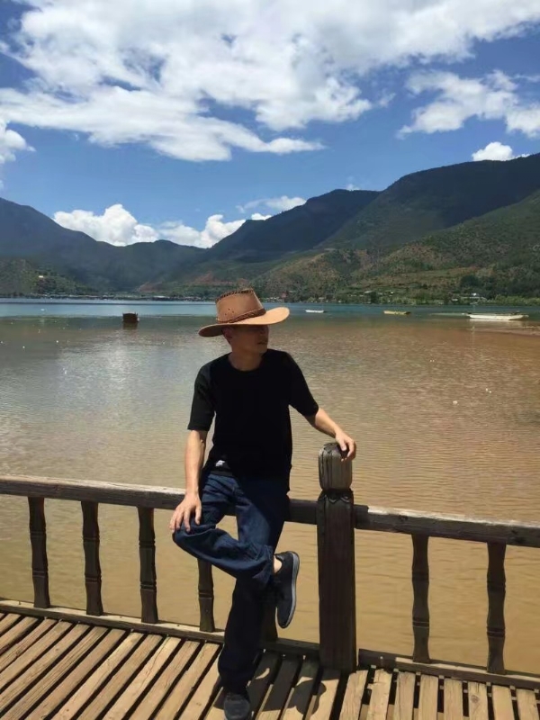 剑胆琴音的第一张照片--乐山闪婚服务中心