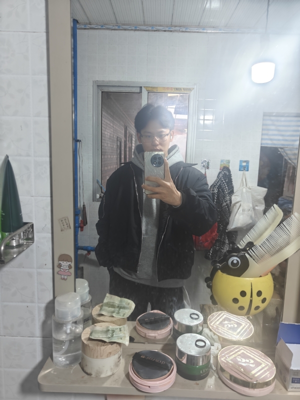 阿兴的第二张照片--乐山闪婚服务中心